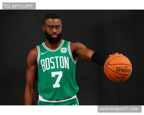 埃奇库姆首秀狂砍34分杰伦布朗称赞新秀表现惊艳无比